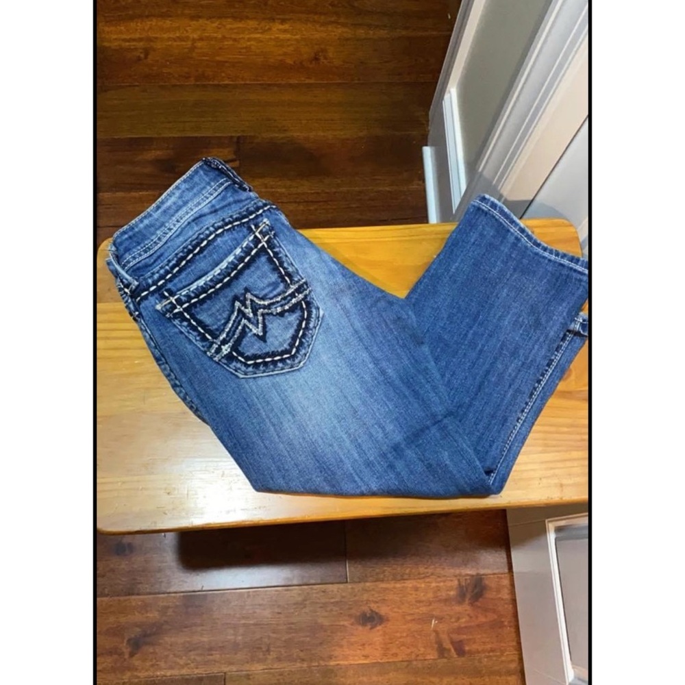 COPY - Buckle size 27 Capri pants